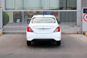 Nissan Sunny 2023
