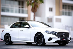 Mercedes-Benz E-Class 200 2025