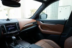 Maserati Levante S 2019