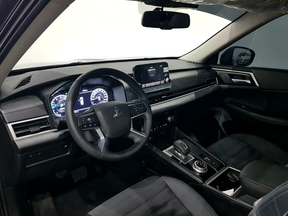 Mitsubishi Outlander / Airtek 2023