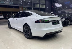 Tesla Model S Ludicrous 2023