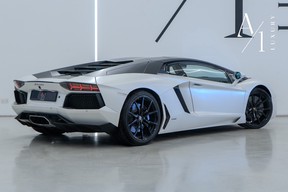 Lamborghini Aventador 2012