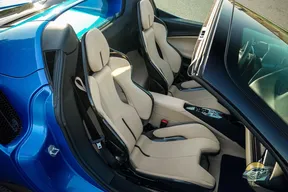 Ferrari 296 GTS 2023