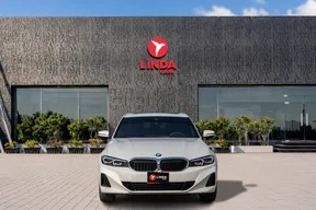 BMW 3 Series 318 2025