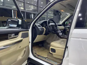 Land Rover Range Rover Sport 2011