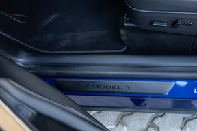 Tesla Model Y Long Range 2023