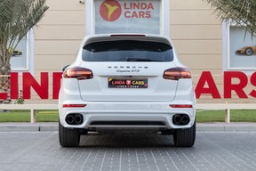 Porsche Cayenne GTS 2016
