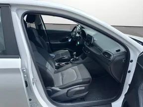 Hyundai i30 2022