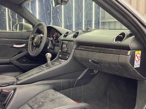 Porsche Cayman 718 GT4 2020