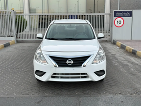 Nissan Sunny 2022