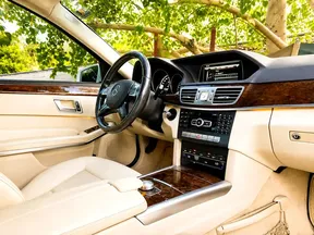 Mercedes-Benz E-Class 200 2014