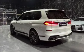 BMW X7 40 2025