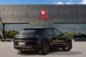 Porsche Cayenne 2022