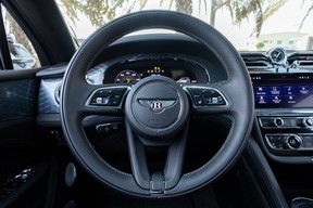 Bentley Bentayga 2023