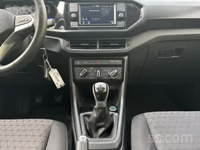 Volkswagen T-Cross 2024