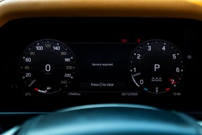 Land Rover Defender 90 2023