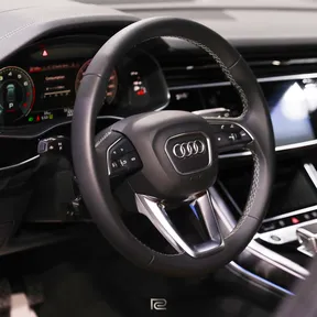 Audi Q8 2025