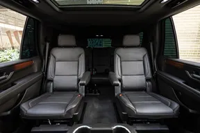 GMC Yukon XL 2500 2025