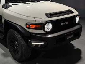 Toyota FJ Cruiser 2023