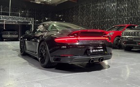 Porsche 911 Targa 4 GTS 2019