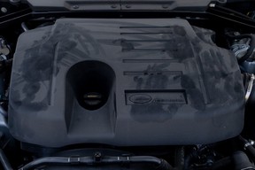 Land Rover Defender 110 2021