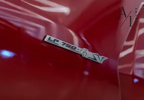 Lamborghini Aventador 2016