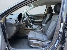 Hyundai i30 2022