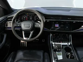 Audi RS Q8 2024