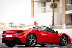 Ferrari 488 2016