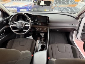 Hyundai Elantra / Avante 2023