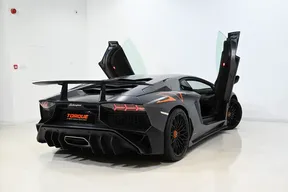 Lamborghini Aventador 2015