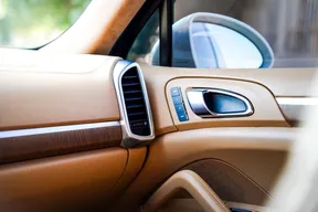 Porsche Cayenne Turbo 2011