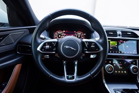Jaguar XE 2020