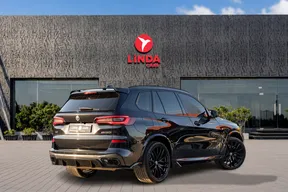 BMW X5 M50 2023