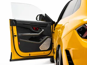 Lamborghini Urus 2025