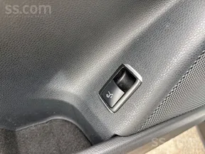 Mercedes-Benz GLA 200 2015