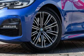 BMW 3 Series 330 2020