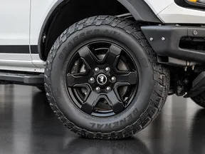 Ford Bronco 2021