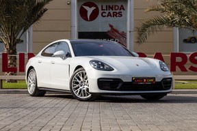 Porsche Panamera 2022