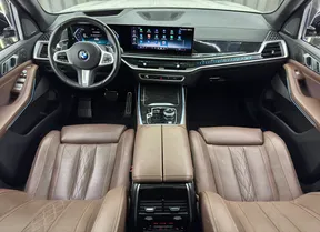 BMW X7 40 2025