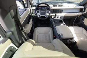 Land Rover Defender 110 2021