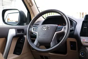 Toyota Land Cruiser Prado 2022