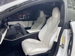 Tesla Model S Ludicrous 2023