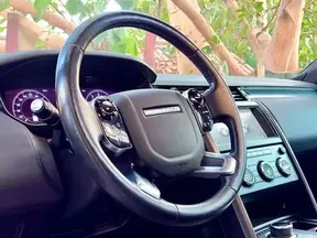Land Rover Discovery 2020