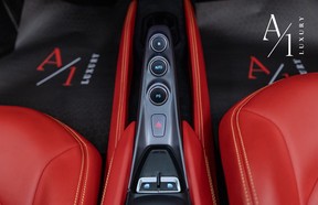 Ferrari F8 Spider 2022