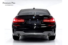BMW 3 Series 330 2021