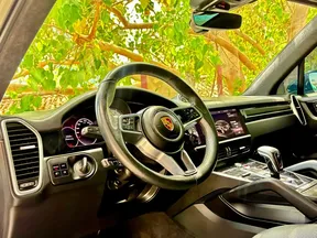 Porsche Cayenne GTS 2021