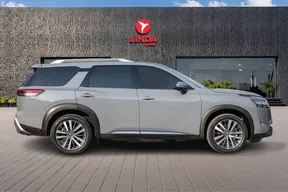 Nissan Pathfinder 2022