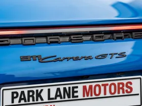 Porsche 911 Carrera 4 GTS 2023