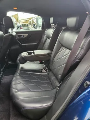 Infiniti QX70 2016